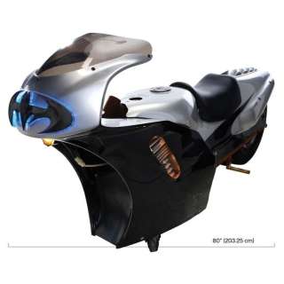 BATMAN AND ROBIN (1997) - Lot #37 : Batgirl‘s Light-Up SFX Batblade