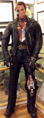 Arnold Schwarzenegger Signature Life-Size Prop From "Terminator 2: Judgment Day" | Gotta Have Rock and Roll