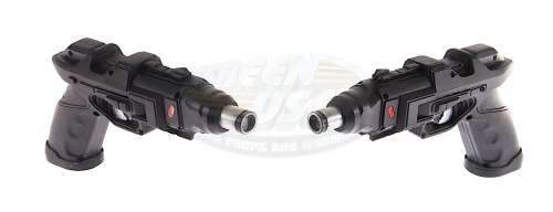 Lot 167 - G.I. Joe: The Rise of Cobra - Baroness‘ Pulse Pistols (Sienna Miller)