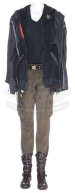 Hunger Games, The - Katniss’ Arena Costume (Jennifer Lawrence) | ScreenUsed