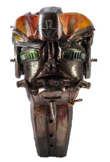 REAL STEEL (2011) - Lot #859 : Bronze-Color Background Robot Head