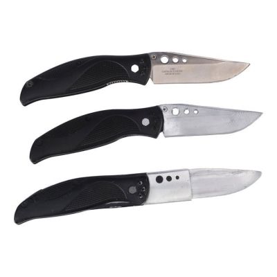 THE DEPARTED (2006) - Lot #580 : Colin Sullivan‘s (Matt Damon) Hero, Stunt, and SFX-Retracting Knives