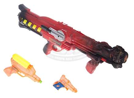 Lot 69 - Doghouse - Squirt Gun Flamethrowers