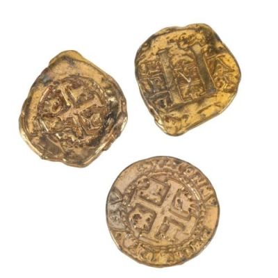 The Goonies (1985) | Set of Three One-Eyed Willy’s Treasure Coins | Propstore