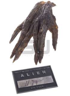 Alien - Alien Creature Costume Hand | ScreenUsed