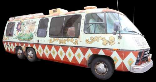 Lot 103 - "31" (Rob Zombie 2016) - Screen Used 1976 GMC Camper