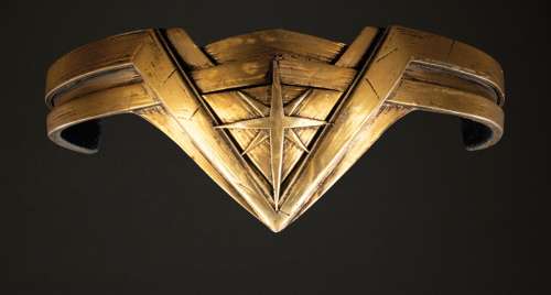Lot 926 - Gal Gadot ‘Wonder Woman‘ hero tiara from Wonder Woman.