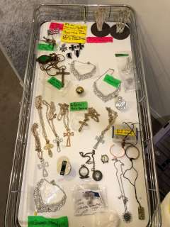 "Superhero Show" - Large group of ’Hero’ Jewelry - All played in the show - includes S4 Ep.5 Friar T | Direct Liquidation