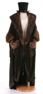 Lot 81 - Penguin Fur Coat And Hat From "Batman Returns"