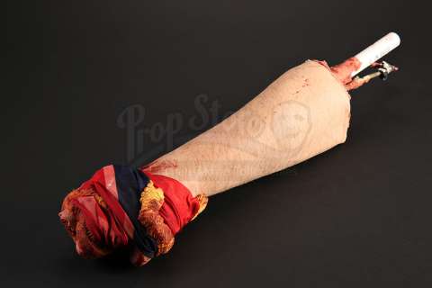 THE INTERVIEW - Aaron‘s (Seth Rogen) SFX Arm with Bandaged Hand