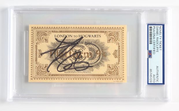 Daniel Radcliffe as Harry Potter in Harry Potter (PSA Encapsulated) Hogwarts Express Prop Replica Train Ticket | SWAU