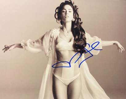 Hollywood Actress | Hollywood Actress - Megan Fox - Autograph, Photography Signed with Coa | Catawiki