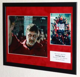 La casa de papel - Enrique Arce (Arturo Román) Premium Framed, signed, Certificate of Authenticity | Catawiki