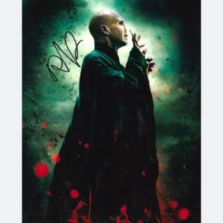 Harry Potter - Signed by Ralph Fiennes (Voldemort) | Catawiki