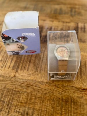 James Bond 007: Diamonds Are Forever, Swatch Irony Medium - Diamonds Are Forever - YLS1016 - Roger Moore - Swatch | Catawiki