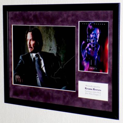 John Wick - Keanu Reeves (John Wick) Framed, signed + Certificate of Authenticity | Catawiki