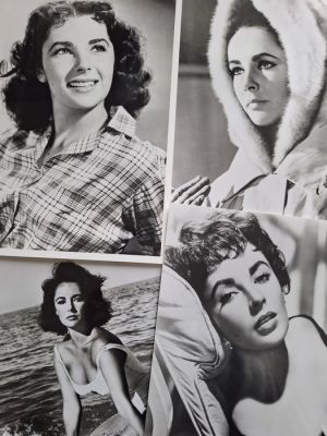 MGM - (set of 4) Elisabeth Taylor, ’the American actress legend’, 1950’s | Catawiki