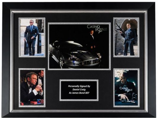 James Bond 007: Casino Royale - Daniel Craig Signed Framed Display | Catawiki