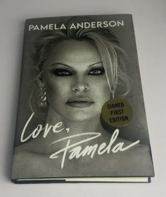 Pamela Anderson - Autographed Book - Love Pamela | Catawiki