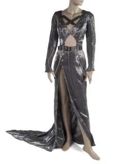 ELVIRA STAGE-WORN SILVER DRESS WITH MATCHING BELT FROM KNOTT’S SCARY FARM SHOW | Julien’s