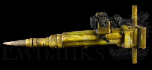 From Dusk ’Till Dawn (1996) Seth Gecko’s (George Clooney), Vampire Killing Jackhammer. Hero,… | Ewbank’s