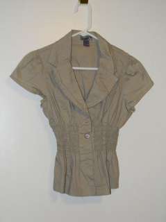 Kaley Cuoco "The Big Bang Theory" Screen Worn Khaki Shirt | Piece of the Past