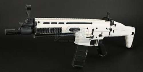 Kingsman: the Secret Service (2014) | Valentine Henchman’s Stunt SCAR Rifle | Propstore