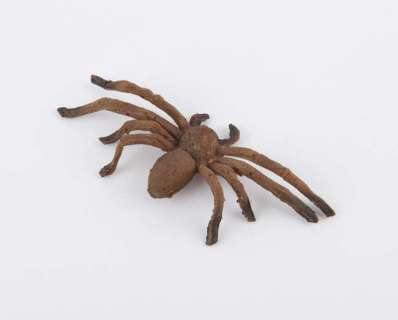 Lot 4652 - Arachnophobia (1990) Prop spider from the film starring Jeff Daniels.