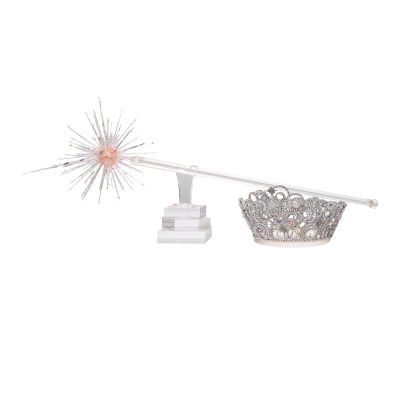 Wicked Glinda Crystal Wand Created for the World Premiere - Accompanied by Premiere Photos - 6-Foot by .25-Inch by 1.25-Inch - COA, Bear Burge LOA | Goldin