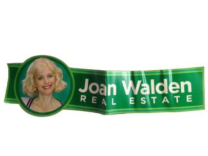 Lot 50 - The Cat in the Hat Joan (Kelly Preston)