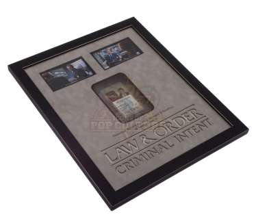 Law & Order: Criminal Intent (TV) – Robert Goren’s (Vincent D’Onofrio) Police ID - IV282 | Icons of Pop Culture