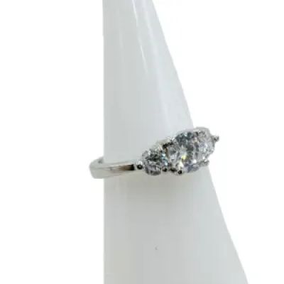 Lot 22: The Drama Emma Screen Used Ring | VIP Fan Auctions