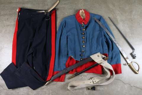 Mexican Army Uniform used in "The Alamo" | misc / divers