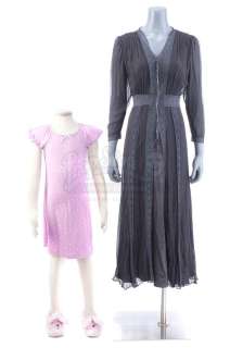 THE HAUNTING OF HILL HOUSE - Lot 7 - The Bent-Neck Lady First Appearance Costume with Young Nell‘s Pajamas