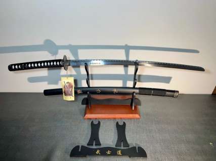 THE LAST SAMURAI (TOM CRUISE/Captain Nathan Algren) - KATANA 1 RARE DELUXE VERSION - Kanji engraved in the Wood (礼仁誠) "POLITE COURTESY,COMPASSION,COMPLETE SINCERITY" - 440C Carbon Stainless Steel(Toshin),Kanji engraving on the blade,black… | Catawiki