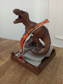 Jurassic Park, Tyrannosaurus Rex diorama, from the 1993 classic movie (mint condition) | Catawiki