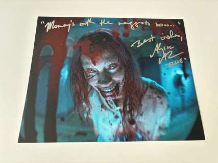 Evil Dead - Signed by Alyssa Sutherland | Catawiki