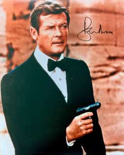 James Bond - Signed by Sir Roger Moore, with COA | Catawiki