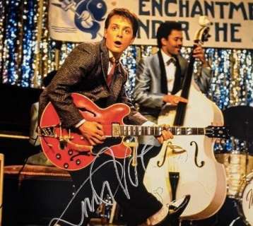 Back to the Future - Michael J. Fox - Signed 40x50 cm Photo with BECKETT COA | Catawiki