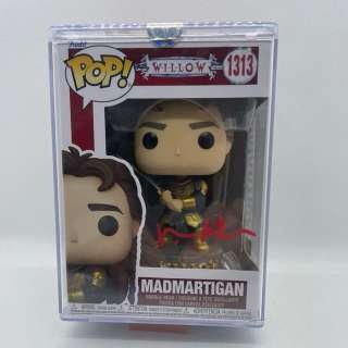 Willow - Signed by Val Kilmer (Madmartigan) | Catawiki