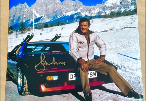 Sir Roger Moore - 1981 rien que pour vos yeux | Catawiki