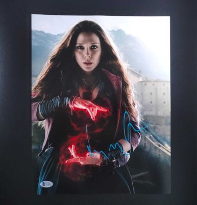 Avengers - Elizabeth Olsen - Scarlet Witch - Signed 11x14 Photo - Beckett COA (S14092) | Catawiki