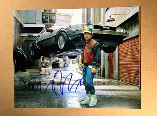 Back to the Future - Signed by Michael J. Fox (Marty) - 11x14 - with jsa COA | Catawiki
