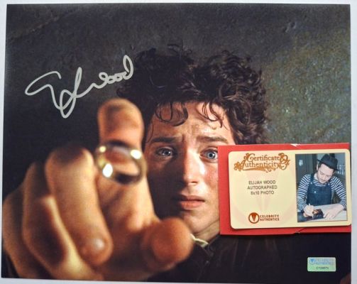 Le Seigneur des Anneaux, Lord of the Rings - Photo signée par Elijah Wood | Catawiki