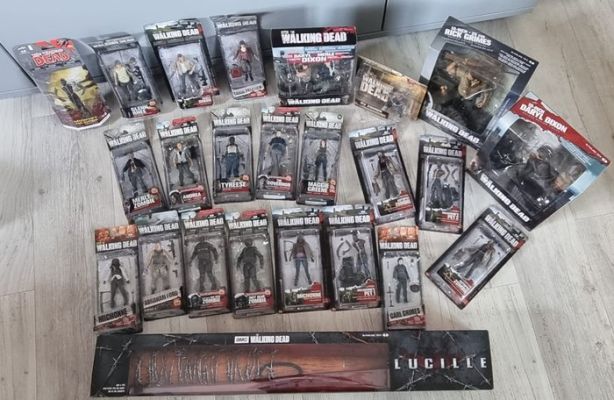 McFarlane Toys - Walking Dead - Lucille und diverse Figuren - U.S.
