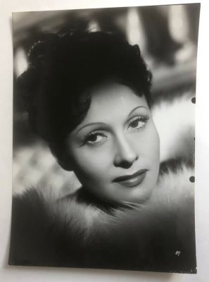 Roger Viollet - Arletty - Tirage argentique d’époque - C. 1938 | Catawiki