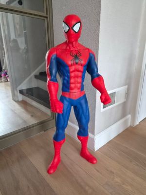 Spider-Man - Large 31inch standing Spider-Man figure, hasbro , approx 80 cm | Catawiki