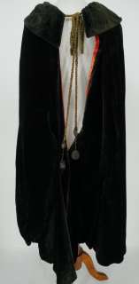 Douglas Fairbanks "Don Q, Son of Zorro" Cape | GWS Auctions