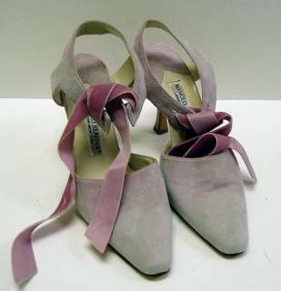 Lot 2072 - Linda Kozlowski Hogan‘s Manolo Blahnik Shoes
