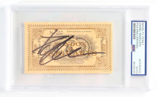 Daniel Radcliffe as Harry Potter in Harry Potter (PSA Encapsulated) Signed Hogwarts Express Prop Replica Train Ticket | SWAU